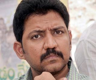 Meeting with Jagan was 'accidental', says Vamsi Mohan