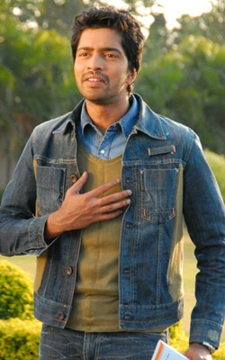 Pawan's Dialogue to Become A Spoof