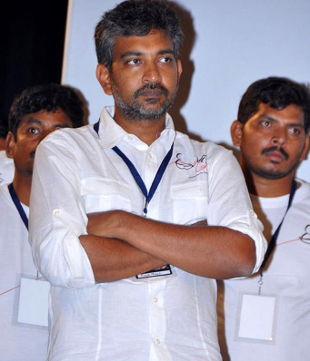 Is Rajamouli 'Less Confident' on 'Eega'?!