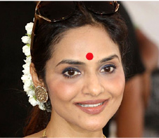 Beautiful Aunty waiting for Sequel