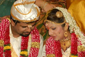 Hot Actress Not Divorcing