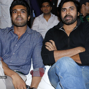 Amazing Response to Pawan @ 'Naayak' Audio