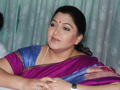 Kushboo House Attacked
