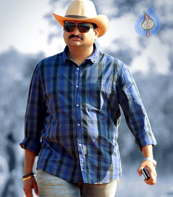 Bandla Ganesh's Wrong Tweet on 'Baadshah'?