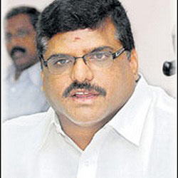 Botsa ridicules Naidu's promises