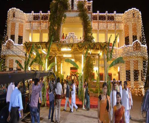 Pawan's 'Aththarillu' is a Palace