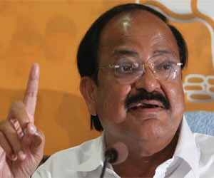 Congress will never give Telangana: Venkaiah