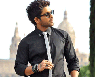 'Iddarammayilatho' Completes 50 Days