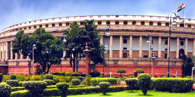 Nine Seemandhra MPs suspended from Lok Sabha