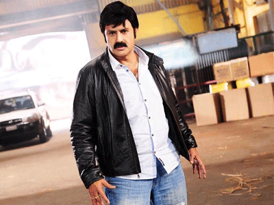 Balayya Loses It for 'Legend'!