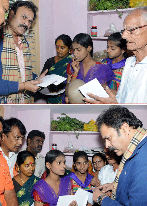 Chiranjeevi's Help to Karnataka Mega Fan's Family