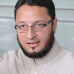 Urdu should be first language of Telangana: Owaisi