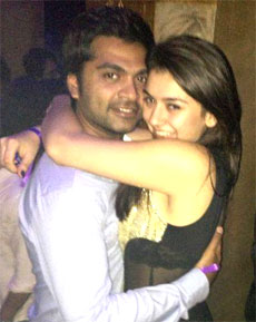 Heroine behind Hansika, Simbu Break-Up