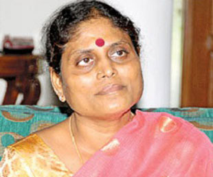 Vijayamma demands resolution for united State