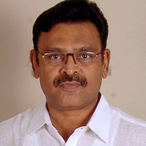 Anna, Kejriwal should take on Naidu's corruption: Ambati