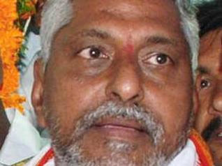 Jeevan Reddy demands CM's dismissal