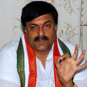 Ponguleti condemns burning of draft Telangana Bill copy