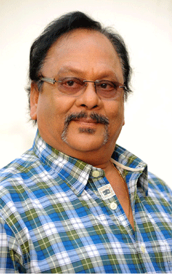 Krishnam Raju to Contest from Kakinada?