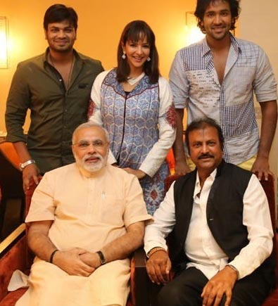 Manchu Lakshmi to Contest on BJP