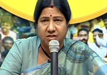 Rajkumari begins two-day fast against AP bifurcation