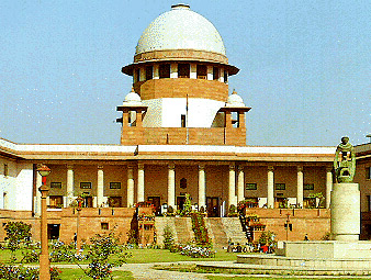 SC issues notice to Centre on AP's bifurcation
