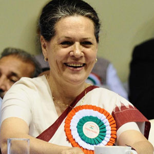 T-Cong leaders vow to gift new Govt to Sonia