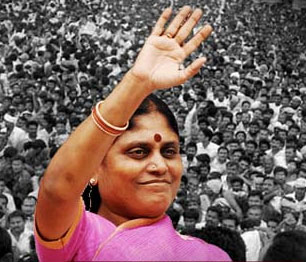 YSR model govt. need of the hour: Vijayamma