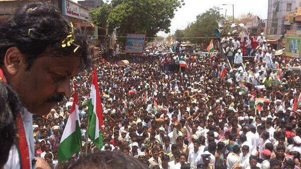 Huge Crowds for Chiranjeevi, What's Up?
