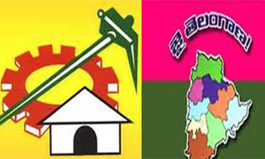 TRS sweeps Telangana, TDP captures Seemandhra