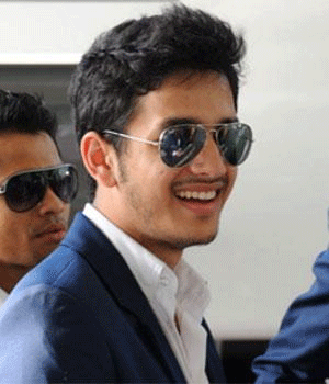 Akhil Happy with Audience Love on Him!