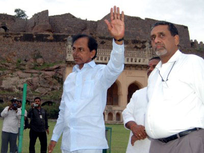 KCR unfurls Tiranga at historic Golconda Fort