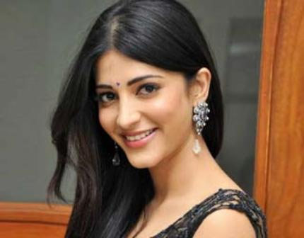 Two Star Heroes to Romance Shruthi!