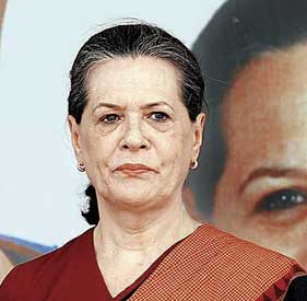 Sonia Gandhi will visit TS, AP soon: VHR