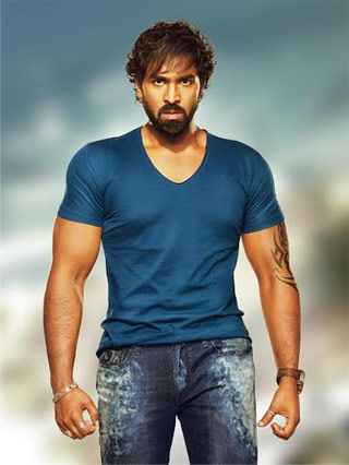 Manchu Vishnu's Fierce n Muscular Look