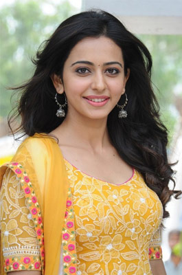 Rakul Preet Rocks with 5 Big Films