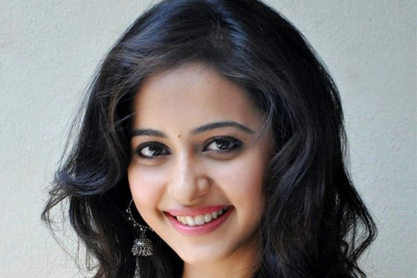 Rakul Not Signed for Mahesh's Movie