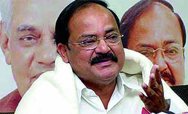 Venkaiah asks KCR, Naidu to focus on development