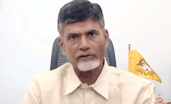 Naidu meets review meeting with top cops