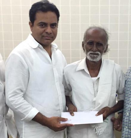 KTR Helps 'Vedam' Nagayya