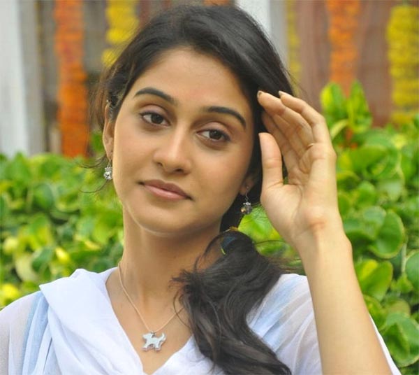 Regina Back in Race with Gopichand