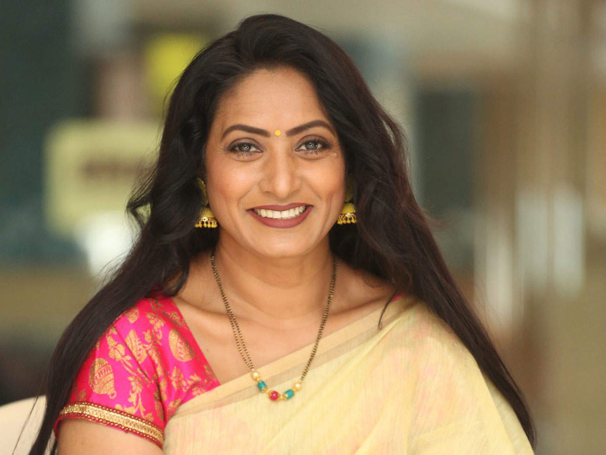 Actress Aamani