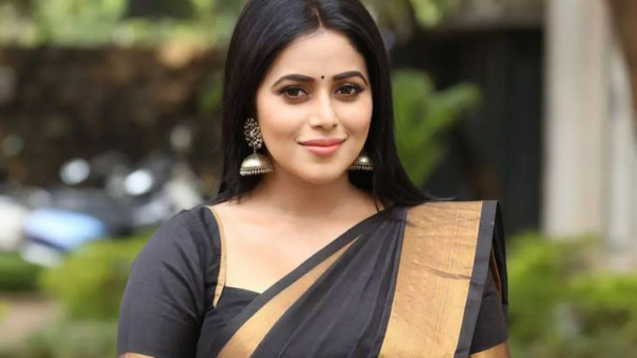 Actress Poorna