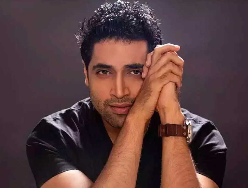 Adivi Sesh Dacoit