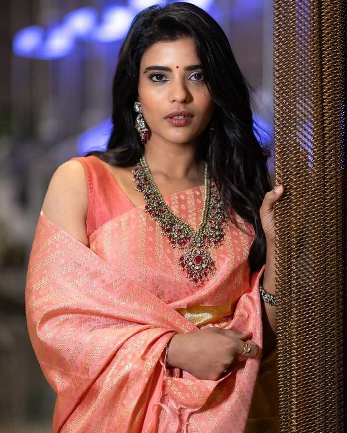 Aishwarya Rajesh in trouble for No War post