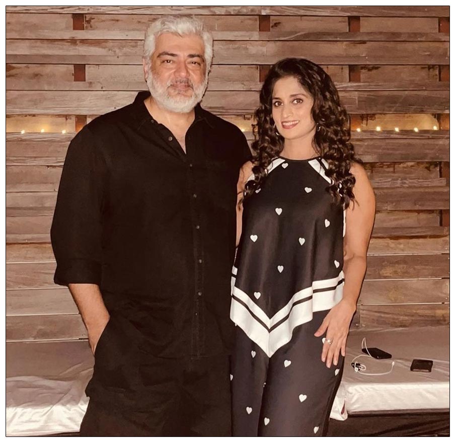 Ajith enjoy a yacht ride in Dubai
