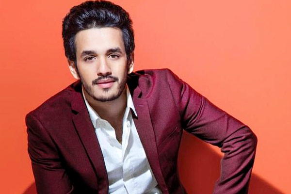 Akhil Akkineni plays cameo in Manam