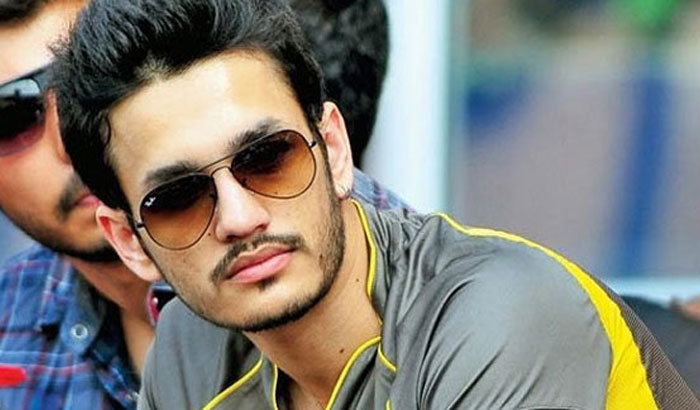 Akhil Is in Talks with Tholiprema Director