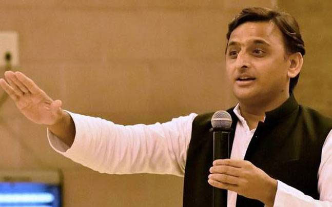 Akhilesh Yadav's Advice to Amitabh