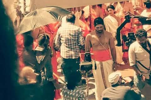 Allu Arjun's Brahmin Look Leaked from DJ