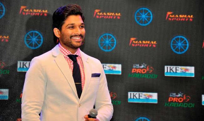 Allu Arjun Sings National Anthem Today